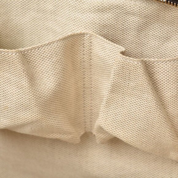 GUCCI Red Coated Canvas Shoulder Bag - Picture 14 of 16